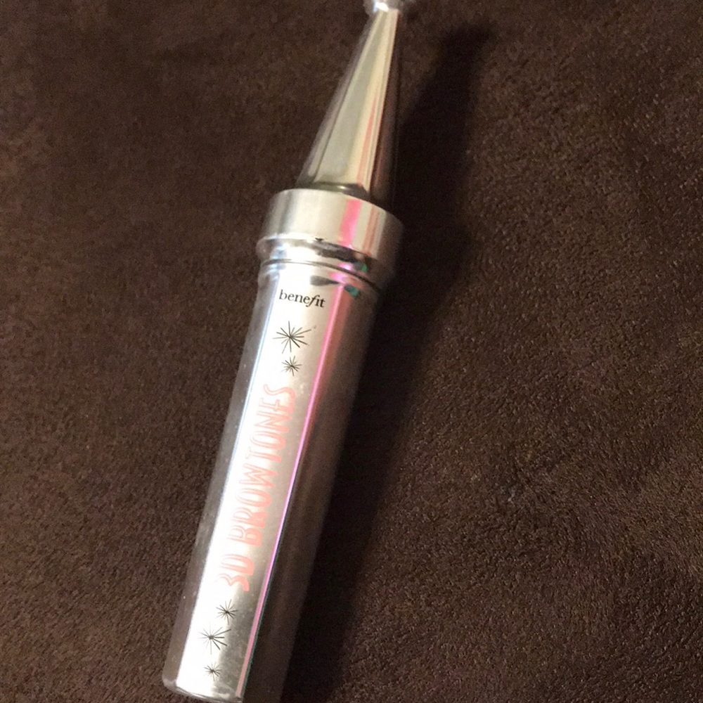 Eyebrow filler